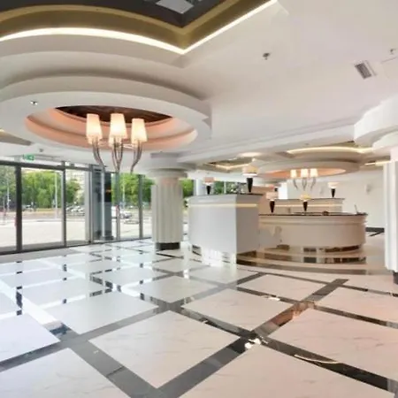 Bc Hanza Tower Downtown Spa & Sauna & Jacuzzi & Pool Apartment *