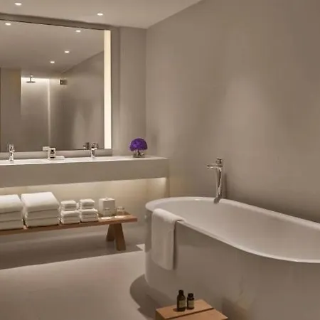 Bc Hanza Tower Downtown Spa & Sauna & Jacuzzi & Pool Apartment
